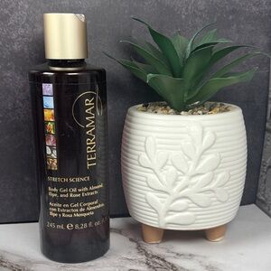 Terramar Stretch Science Body Gel Oil - Black and Gold